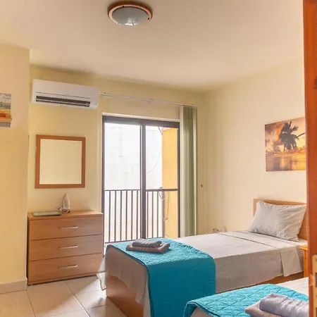 2Bd Cosy Apartment With Spacious Balcony - Close To Bugibba Beach St. Paul's Bay Exterior photo