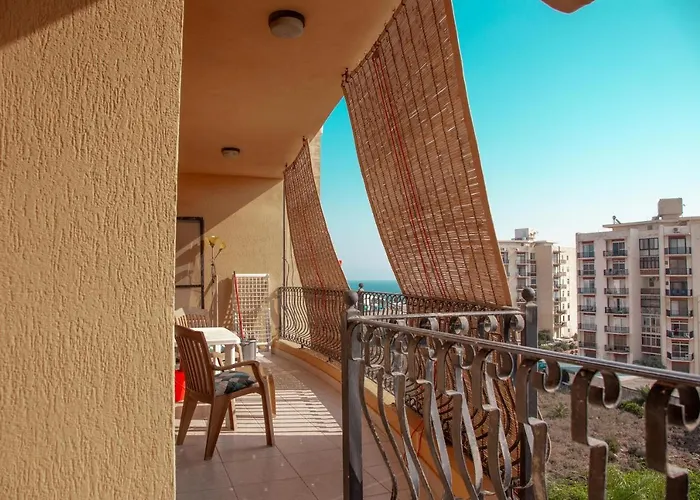 2Bd Cosy Apartment With Spacious Balcony - Close To Bugibba Beach