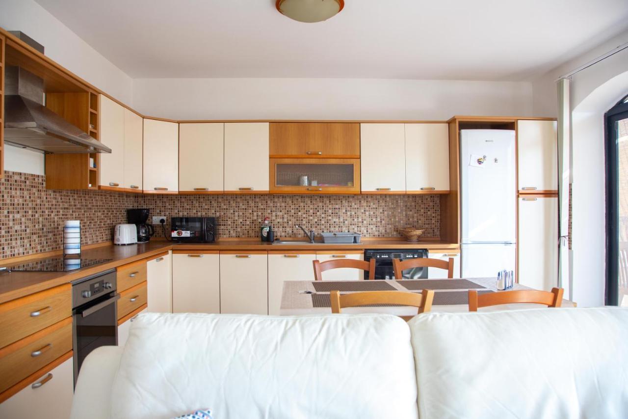Apartment 2bd Cosy With Spacious Balcony - Close To Bugibba St. Paul's Bay