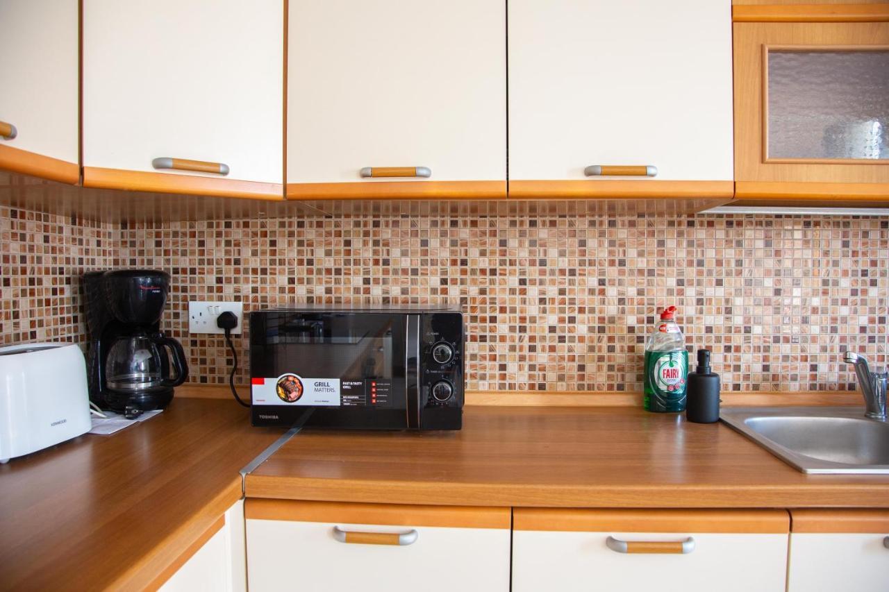 2bd Cosy With Spacious Balcony - Close To Bugibba Apartment *