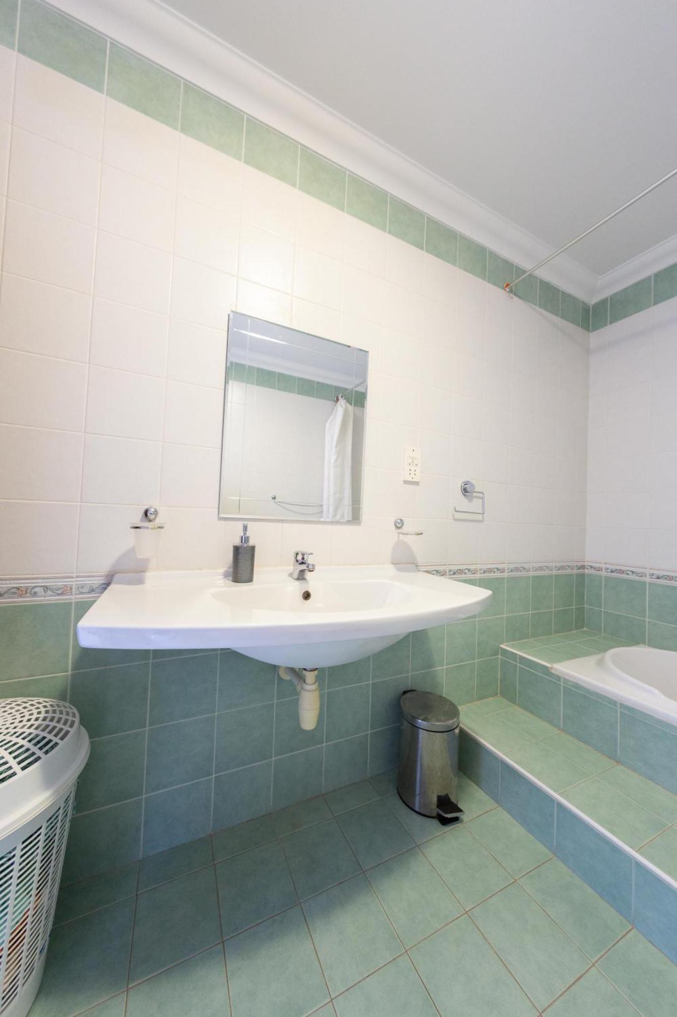 2bd Cosy With Spacious Balcony - Close To Bugibba * St. Paul's Bay
